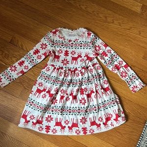 Holiday Print Rib Dress “deer deer” Hanna Andersson